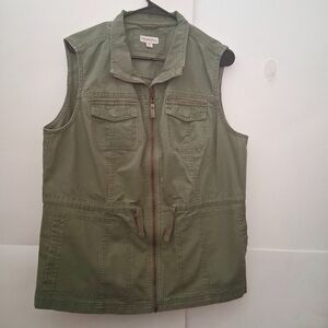 🎉*Merona Khaki Green Utility Vest